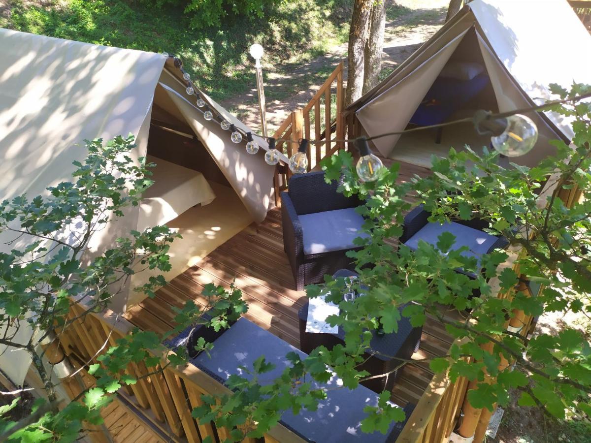 Camping Domaine De Senaud Albon Eksteriør billede